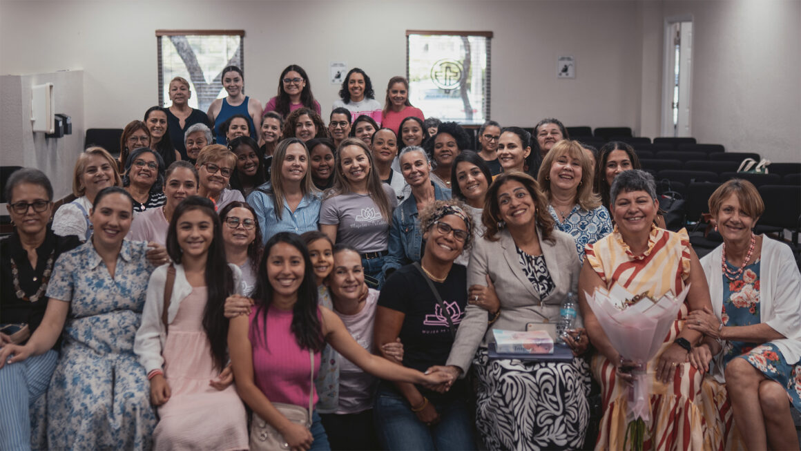 Mujeres de la Palabra
