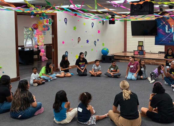 Niños iniciaron con alegría e interés el VBS Niños iniciaron con alegría e interés el VBS